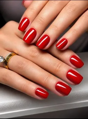 Bright red gel on short square nails